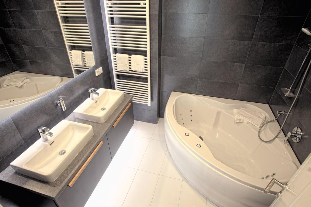 Marina Aparthotel *